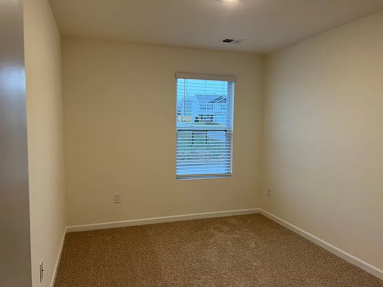 724 Theobald Way — Photo 17