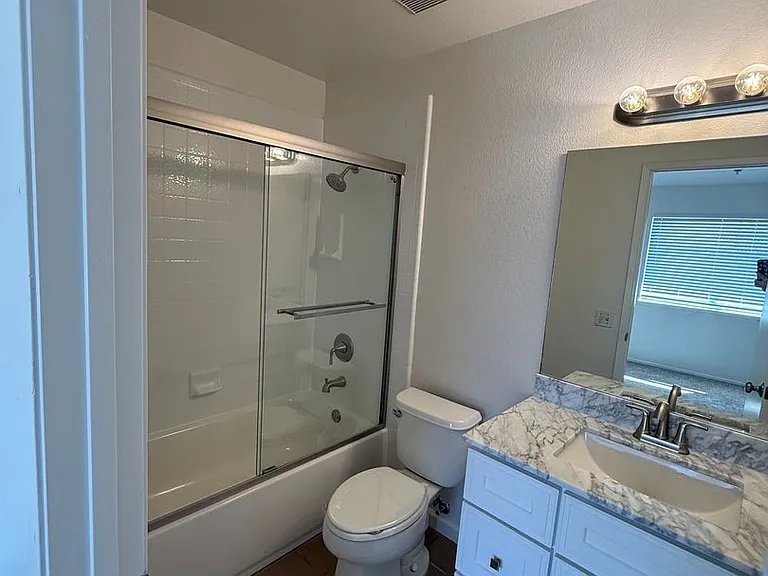 451 Tabor Ave — Photo 7