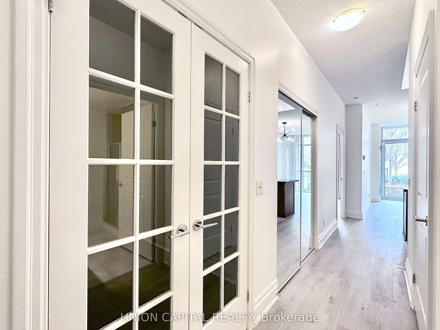 2 bed, $2,399 — Photo 4