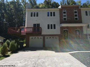 134 Timberbrook Ln, Bridgeport, WV 26330