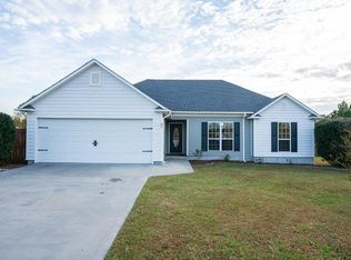 85 Eleanor Pl, Ray City, GA 31645