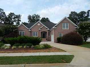 1310 Simon Dr, Chesapeake, VA 23320