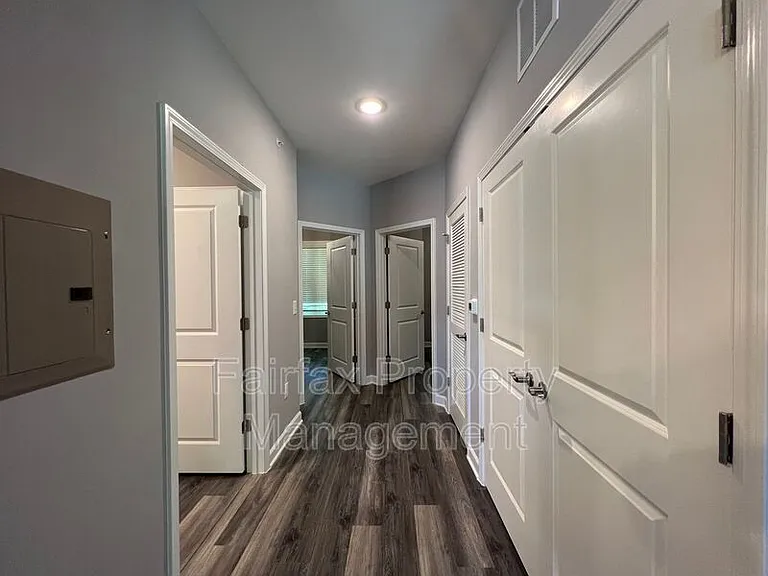 518 Boone St #104 — Photo 12