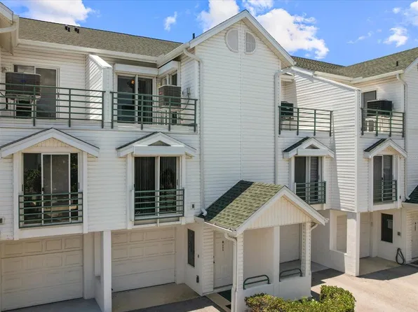 320 ISLAND WAY #205, CLEARWATER BEACH, FL 33767