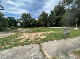 1309 20th St, Huntsville, TX 77340
