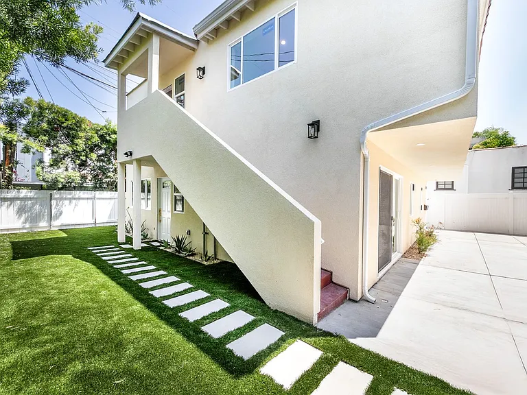 1512 S Durango Ave — Photo 18