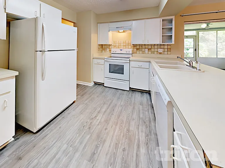 4348 Black Fox Dr — Photo 7