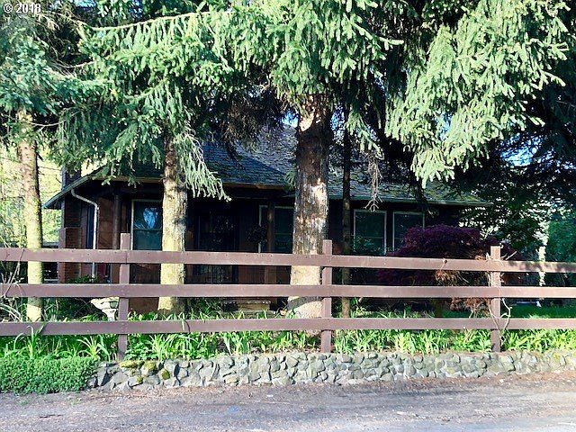 2nd image of 28832 Dike Rd