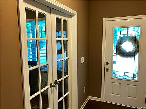 4th image of 6065 Piscataway Ct