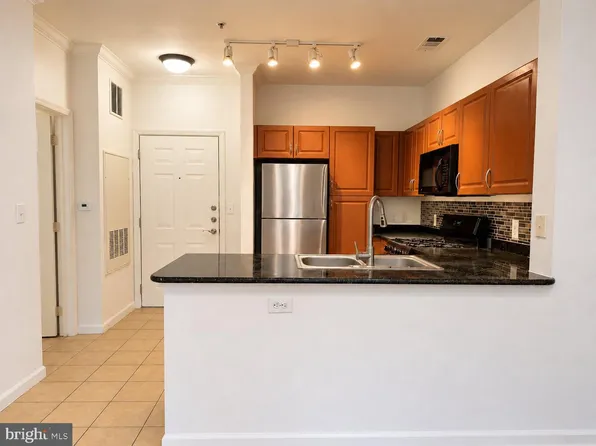 12958 Centre Park Cir APT 225, Herndon, VA 20171