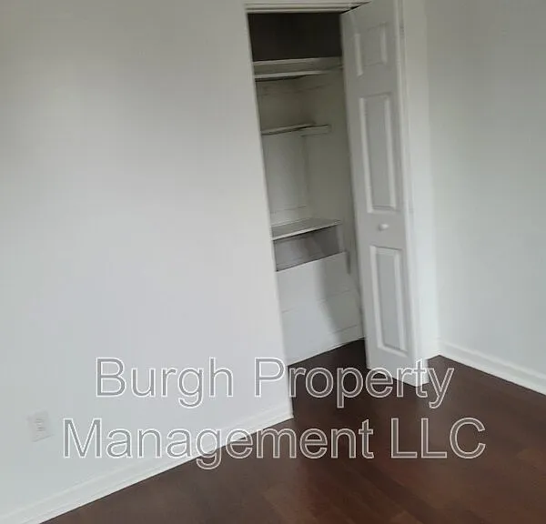 2206 Woodstock Ave #1 — Photo 8