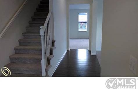 foyer photo.jpg