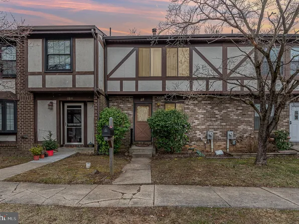 122 Bourbon Ct, Baltimore, MD 21234