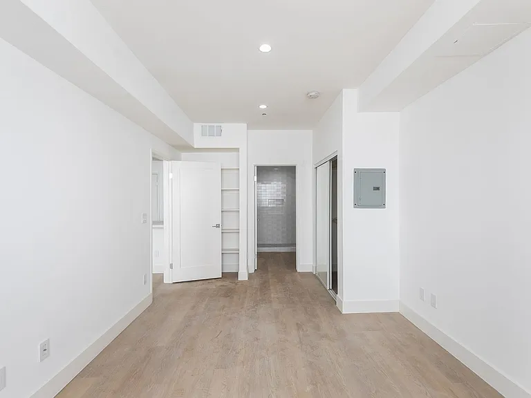 1317 Westgate Ave — Photo 15