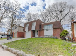 143 Springdale Dr, Barrie, ON L4M4Y1