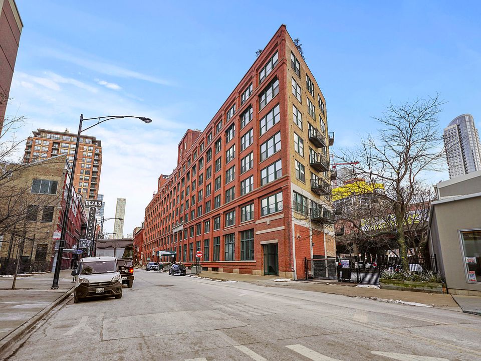 1st image of 411 W Ontario St APT 715