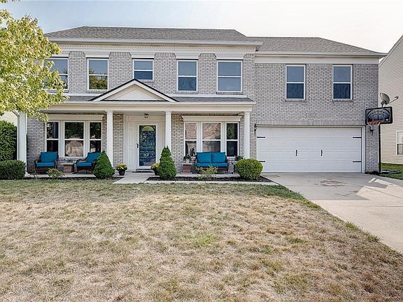 2nd image of 5805 N Attleburg Dr