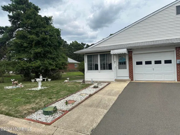 193A Laurel Drive, Whiting, NJ 08759