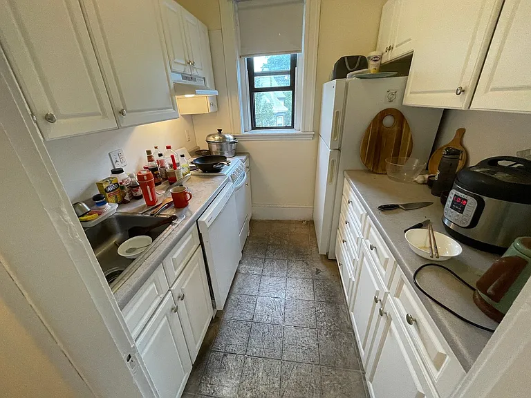 285 Saint Paul St #33 — Photo 3