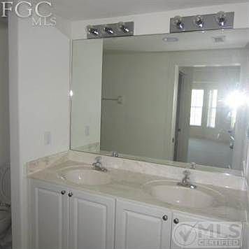 5th image of 4166 Castilla Cir APT 206