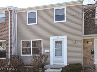 940 Cardiff Ct, Schaumburg, IL 60194
