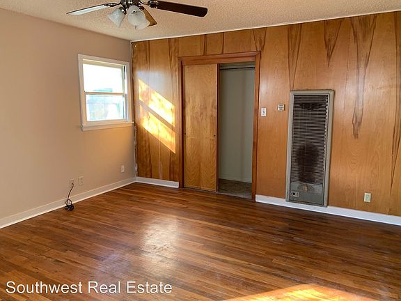 2nd image of 1020 Pile St Unit C