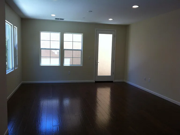 3312 Vittoria Loop — Photo 6