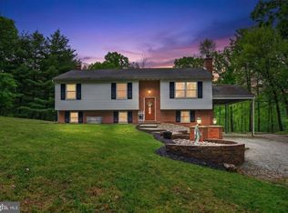 2726 Aspen Dr, Hampstead, MD 21074