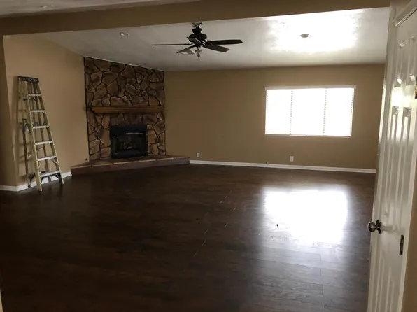 140 Lori Ann Ave, San Jacinto, CA 92582