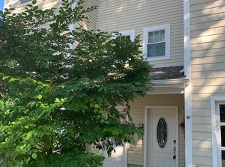 90 Summit St #A, Norwich, CT 06360