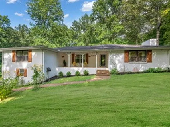 1029 Trainer Ave, Burns, TN 37029