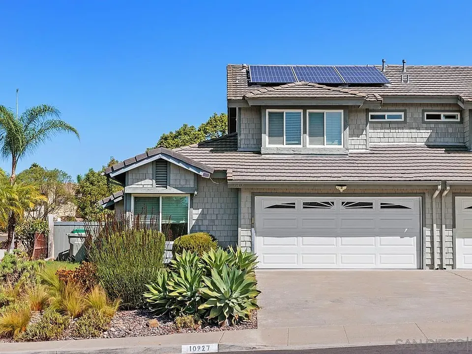 10927 Matinal Cir