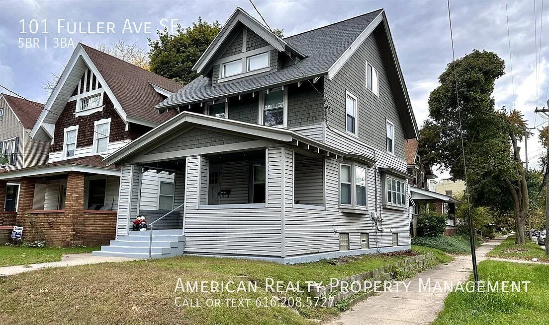 5 bed, 2.5 bath, 1350 sqft, $2,600 — Photo 1