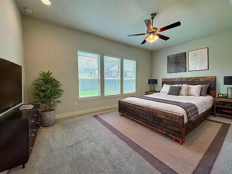 12008 Reindeer Dr — Photo 19