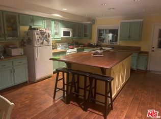 7528 Jamieson Ave, Reseda, CA 91335