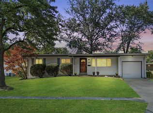 2620 Mockingbird Ln, Florissant, MO