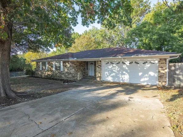 3808 Williams Rd, Benbrook, TX 76116