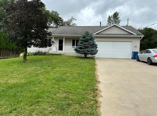 1224 Harbor Dr SE, Rochester, MN 55904