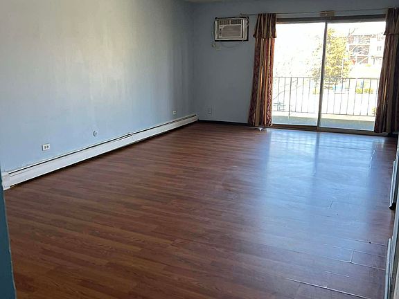 2nd image of 2512 Waterbury Dr APT 703