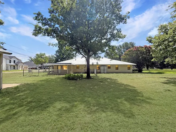 1004 Wildwood Way, Tool, TX 75143