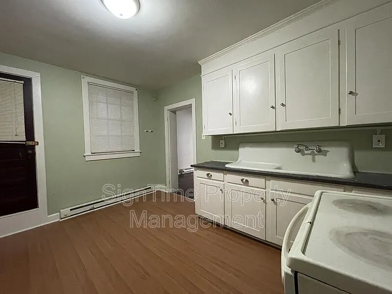 1 bed, 1.0 bath, 500 sqft, $800 — Photo 3