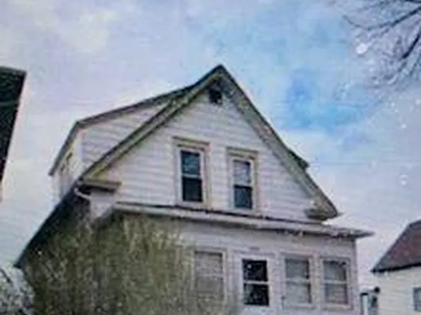 3637 East Munkwitz AVENUE, Cudahy, WI 53110