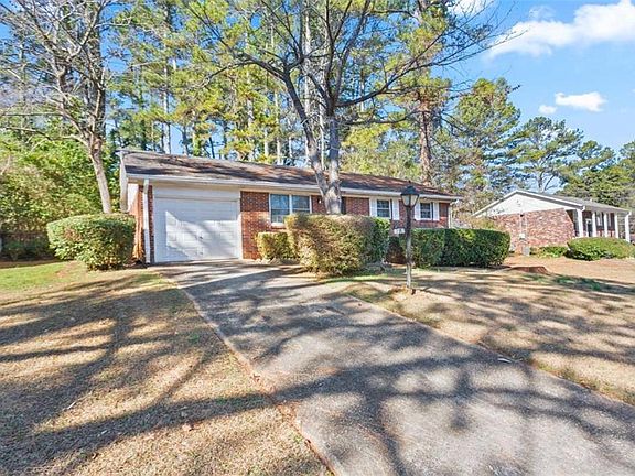 3rd image of 2881 Gwendon Ter