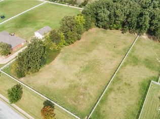 6642 Western Trails Dr, Springdale, AR 72762