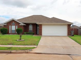 6057 Laci Ln, Wichita Falls, TX 76310
