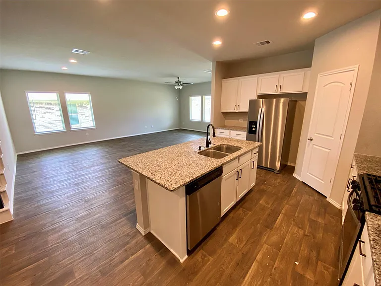 13832 Rock Island Trl — Photo 12