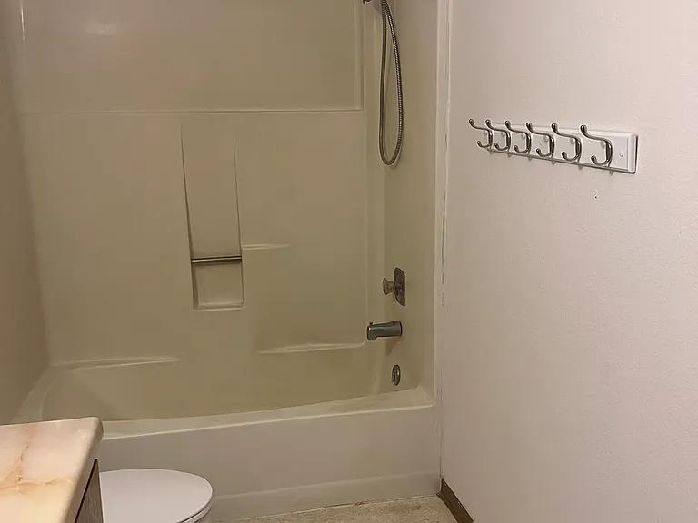 841 Kenneth St #841 — Photo 11