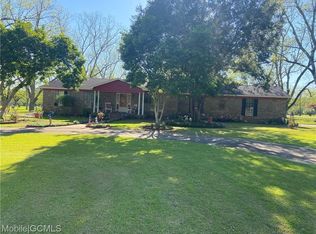 8138 Murray Hill Rd, Irvington, AL 36544