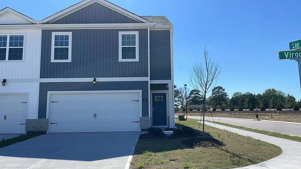 Building Photo - 35 Virgo Dr