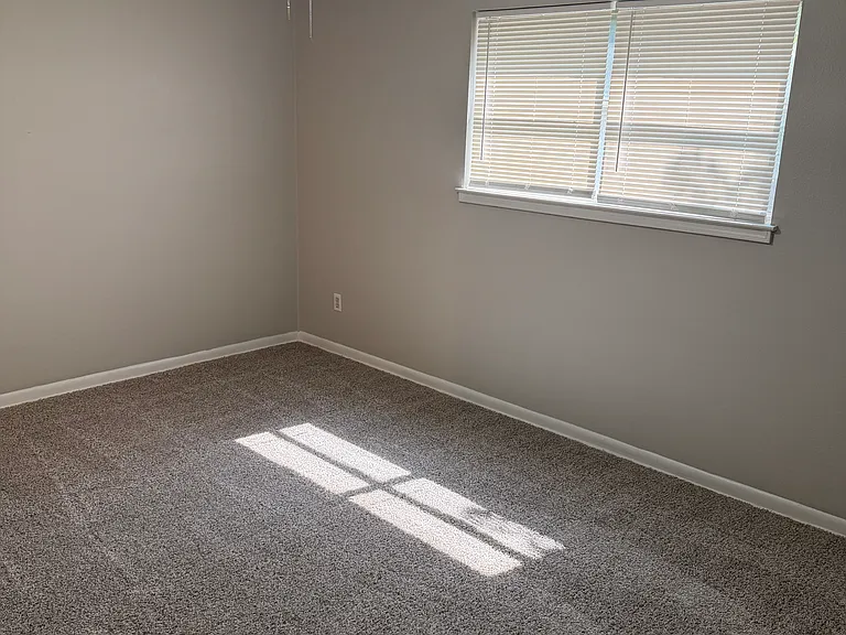7425 Van Natta Ln — Photo 17